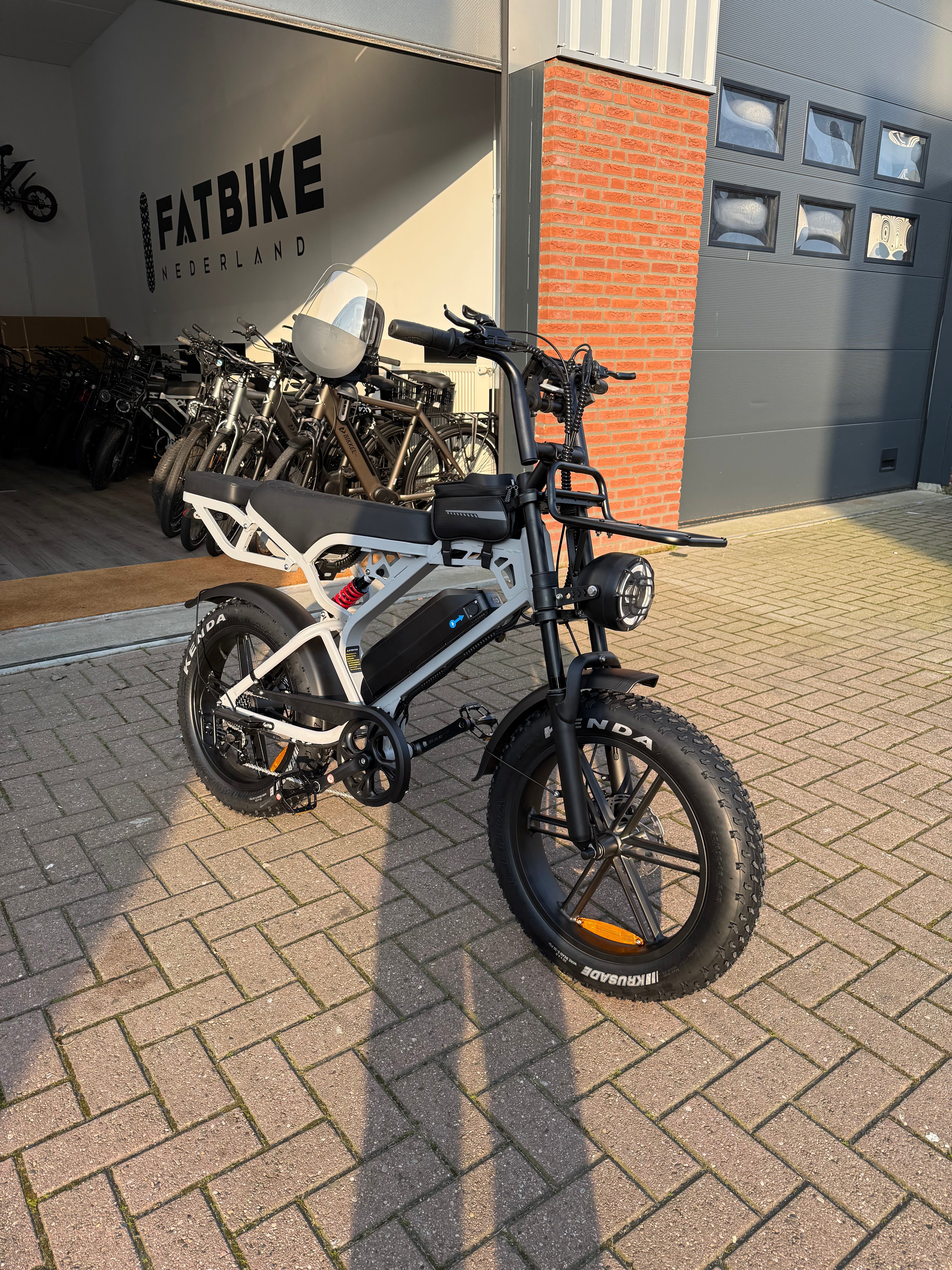 Qmwheel V20 Pro model 2025