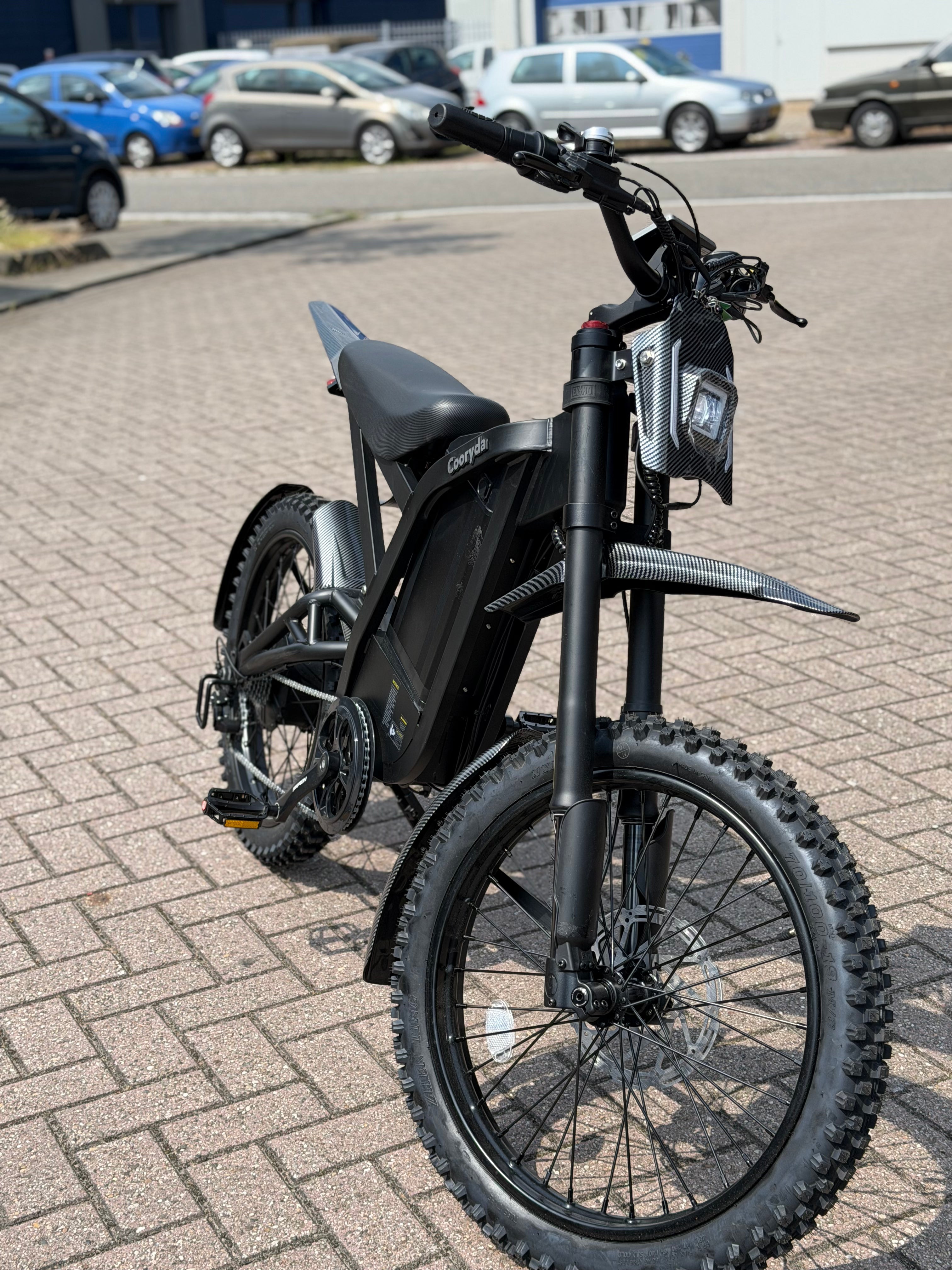 NIEUW Ouxi GT2000 all black skinny bike crosser
