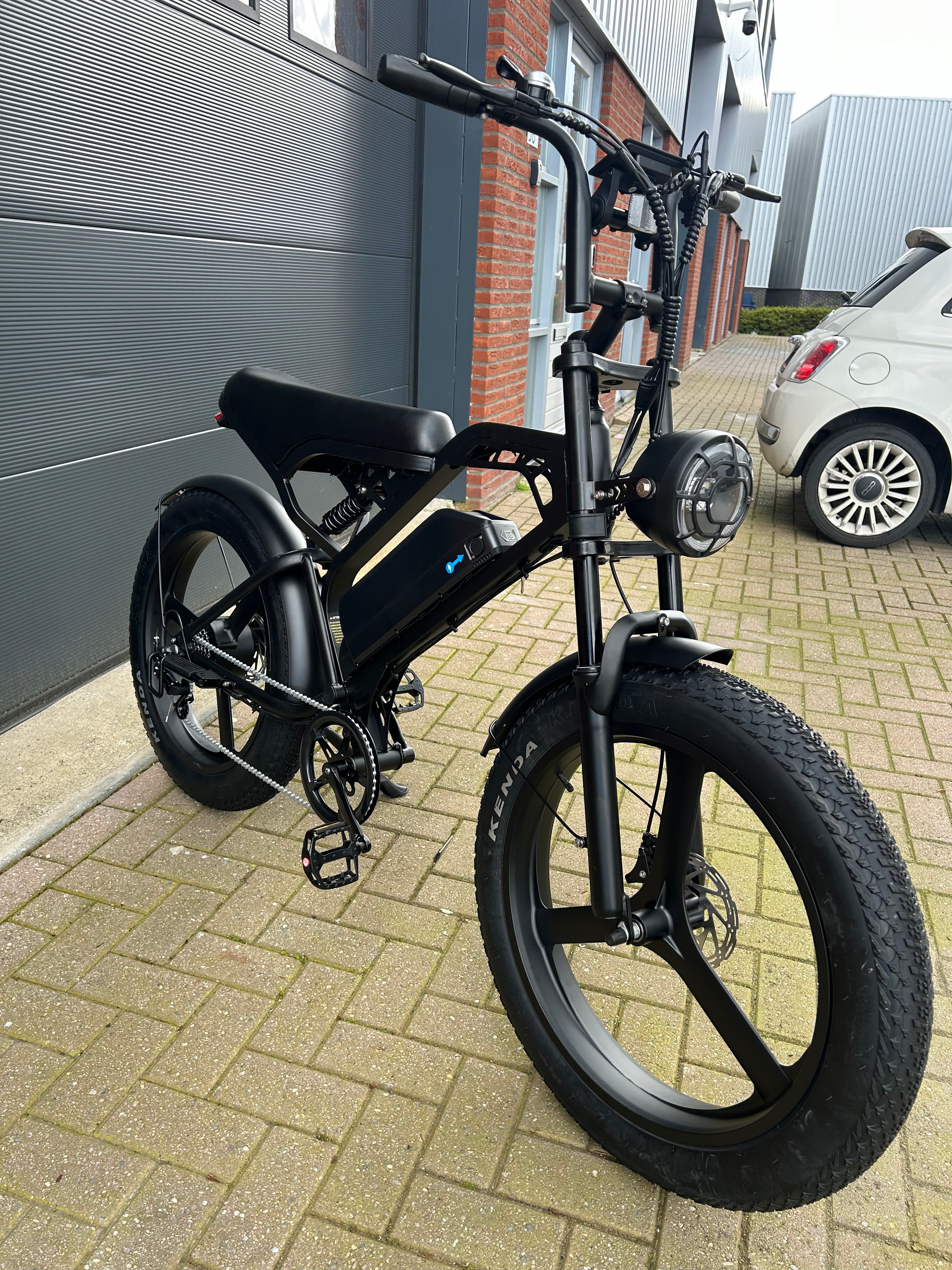 V20 pro Max 24 inch