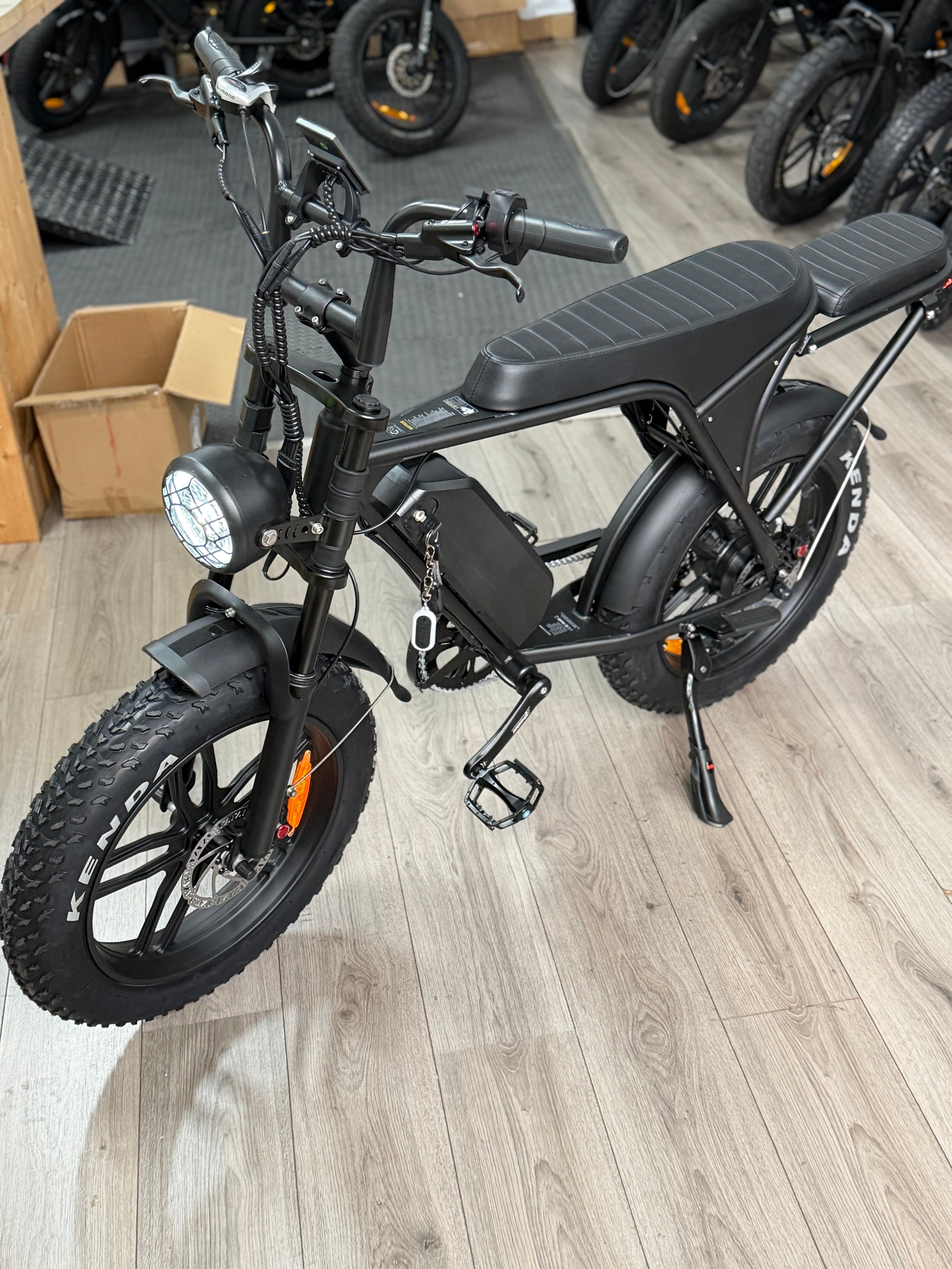 Ouxi V8 3.0 mat zwart