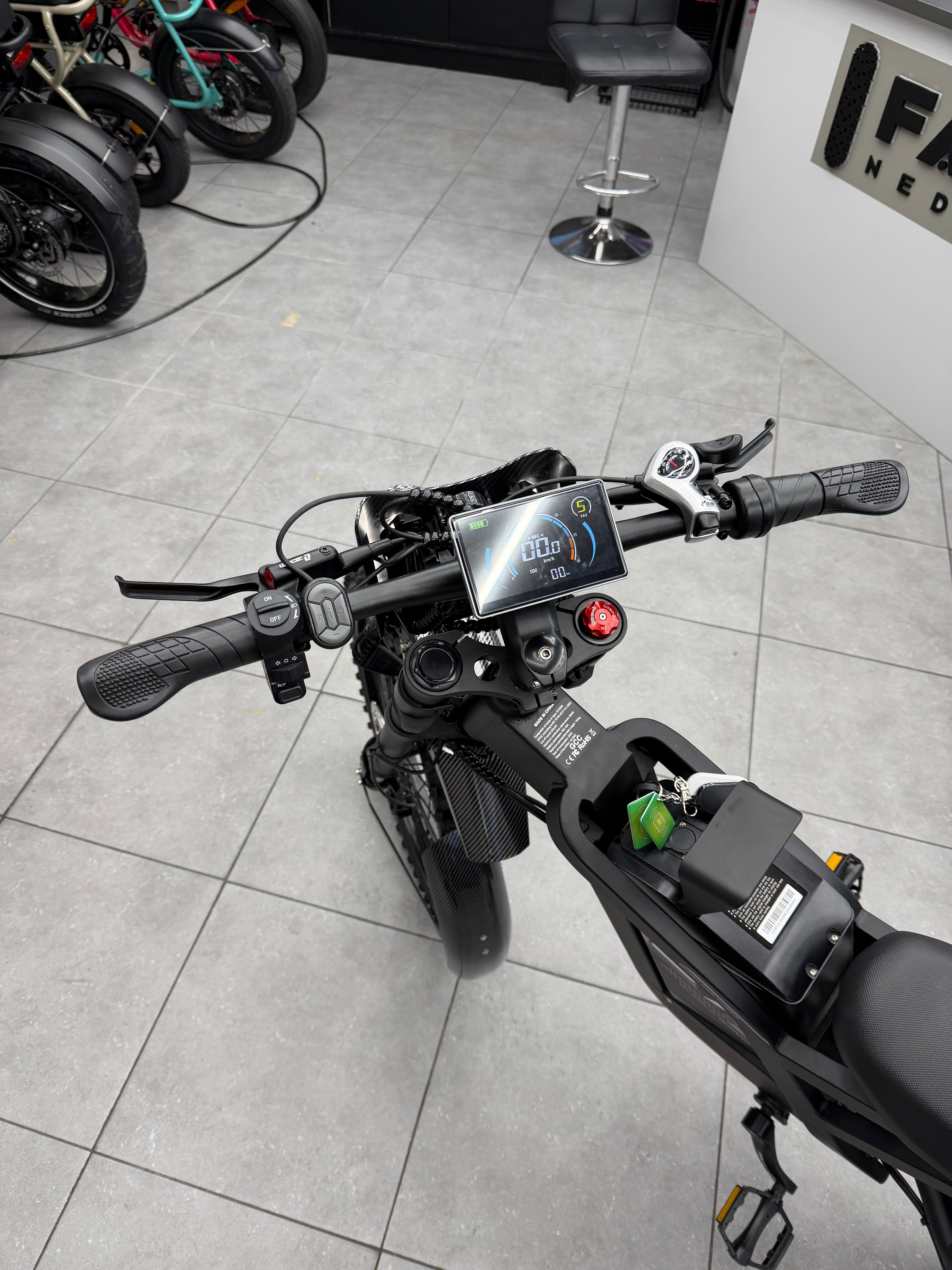 OUXI GT2000 fatbike ebike crosser NFC