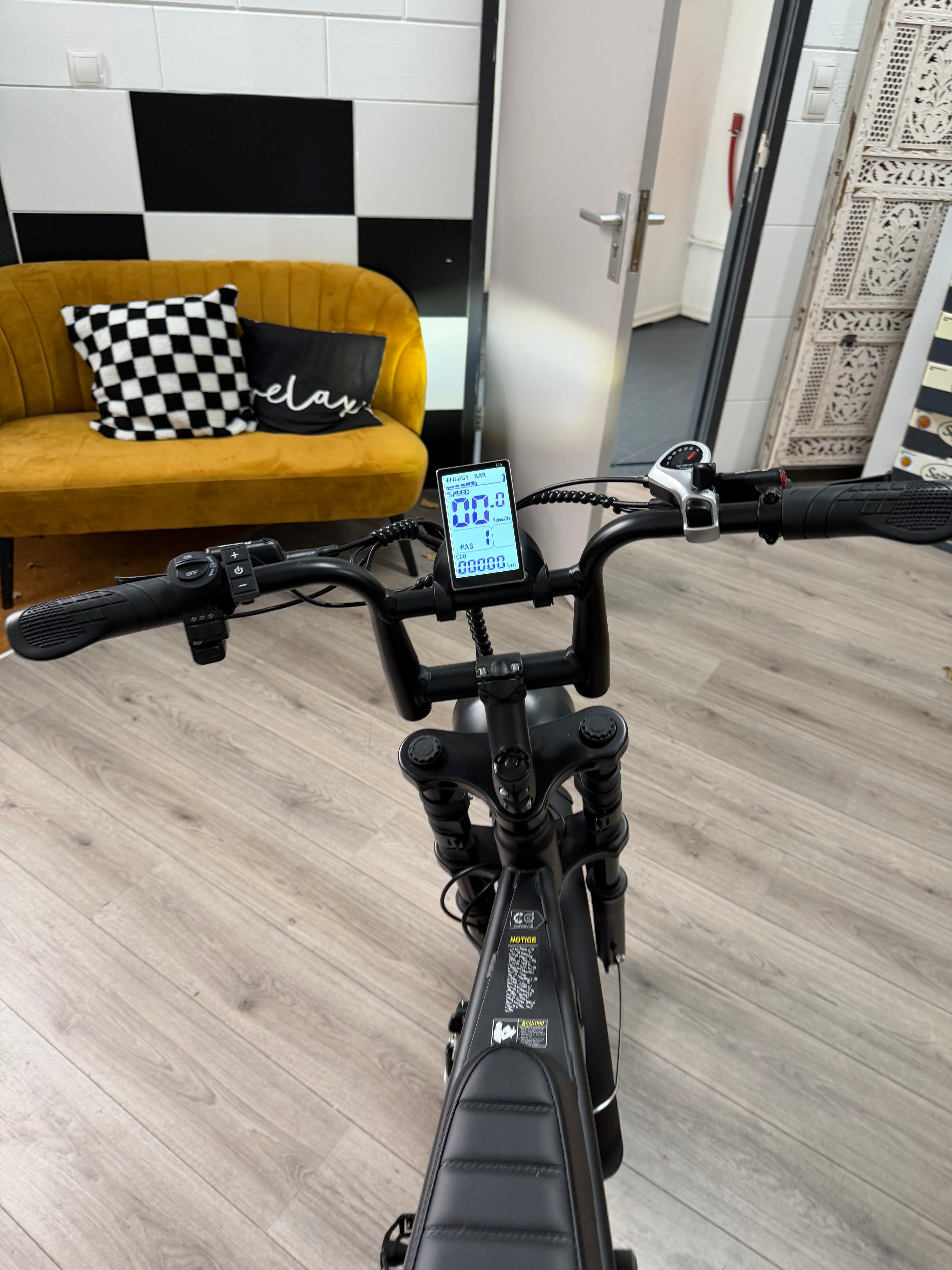 Ouxi V8 3.0 mat zwart